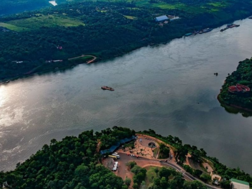 vista aérea Triple Frontera Argentina Paraguay Brasil