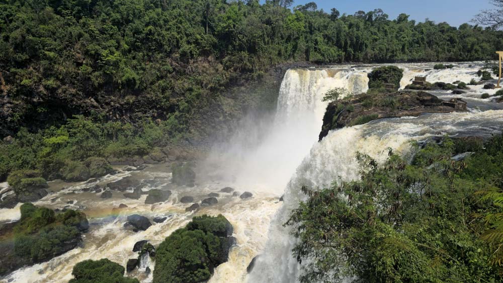 Saltos del monday, Paraguay. Triple frontera en bicicleta